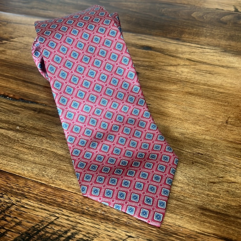 Christian Dior Monsieur 100% Silk Tie. Red Blue Geometric Pattern